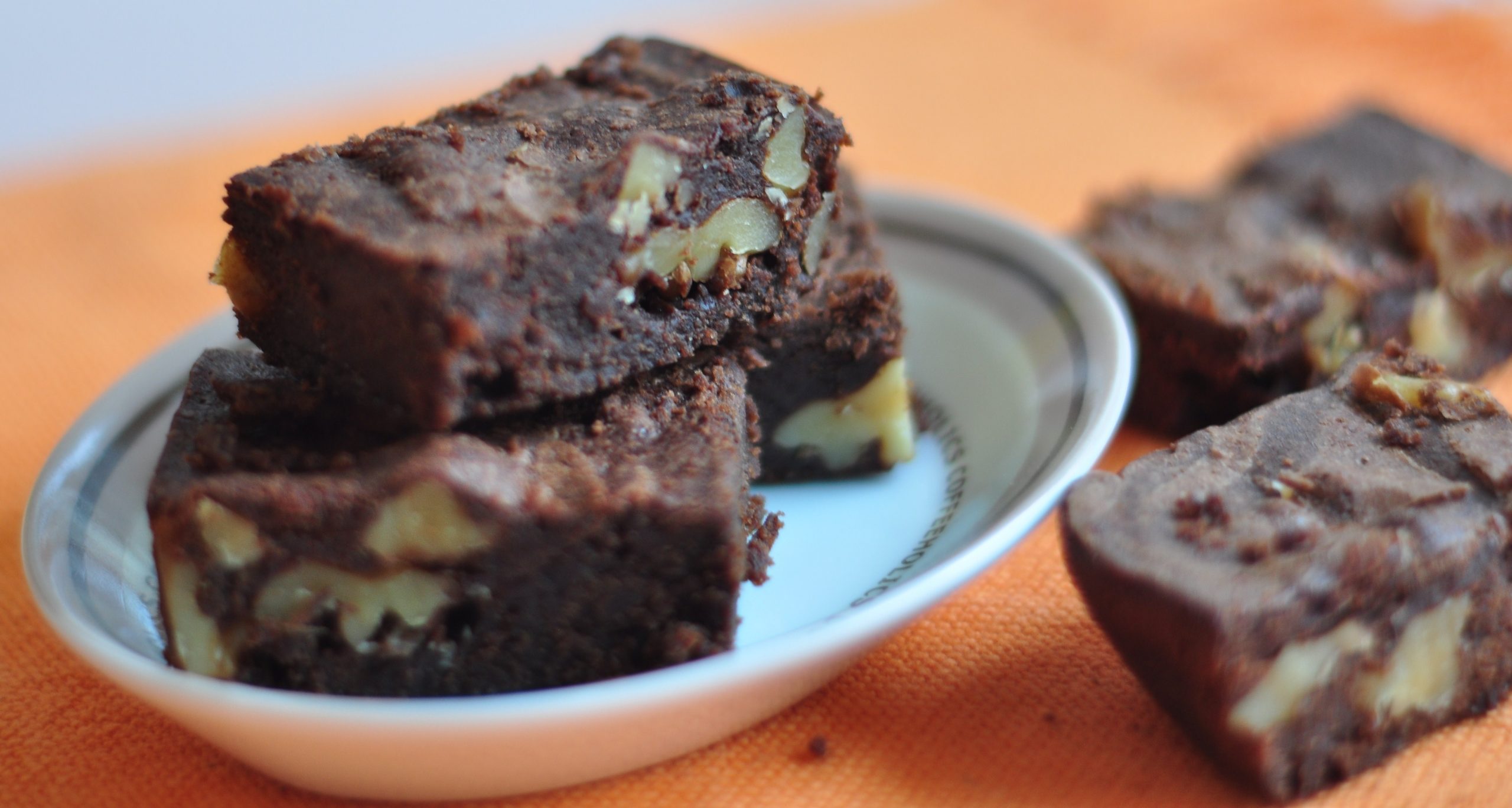 Fudgy Flourless Chocolate Brownies - Lunchbox Doctor