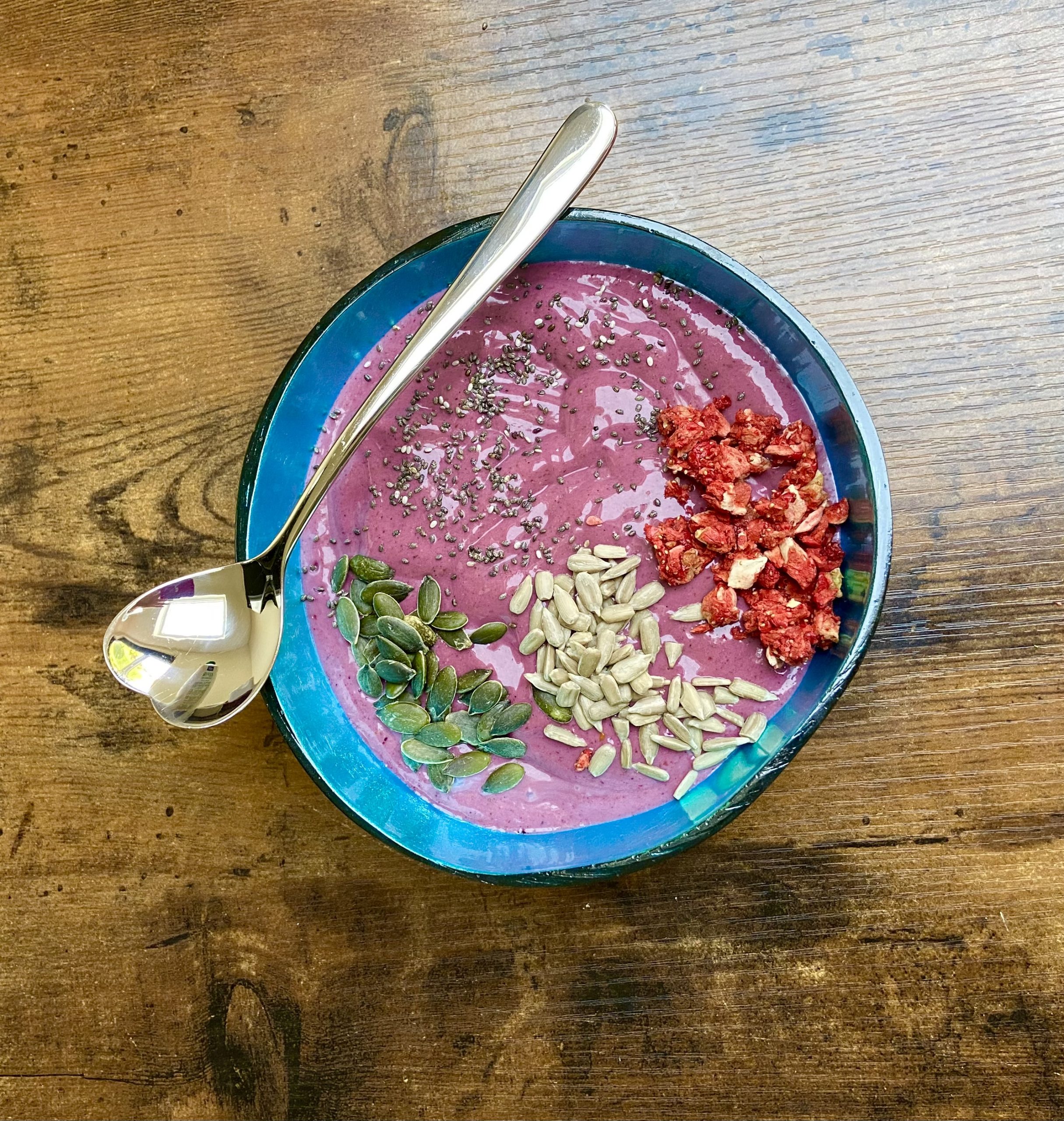 Berry Smoothie Bowl - Lunchbox Doctor
